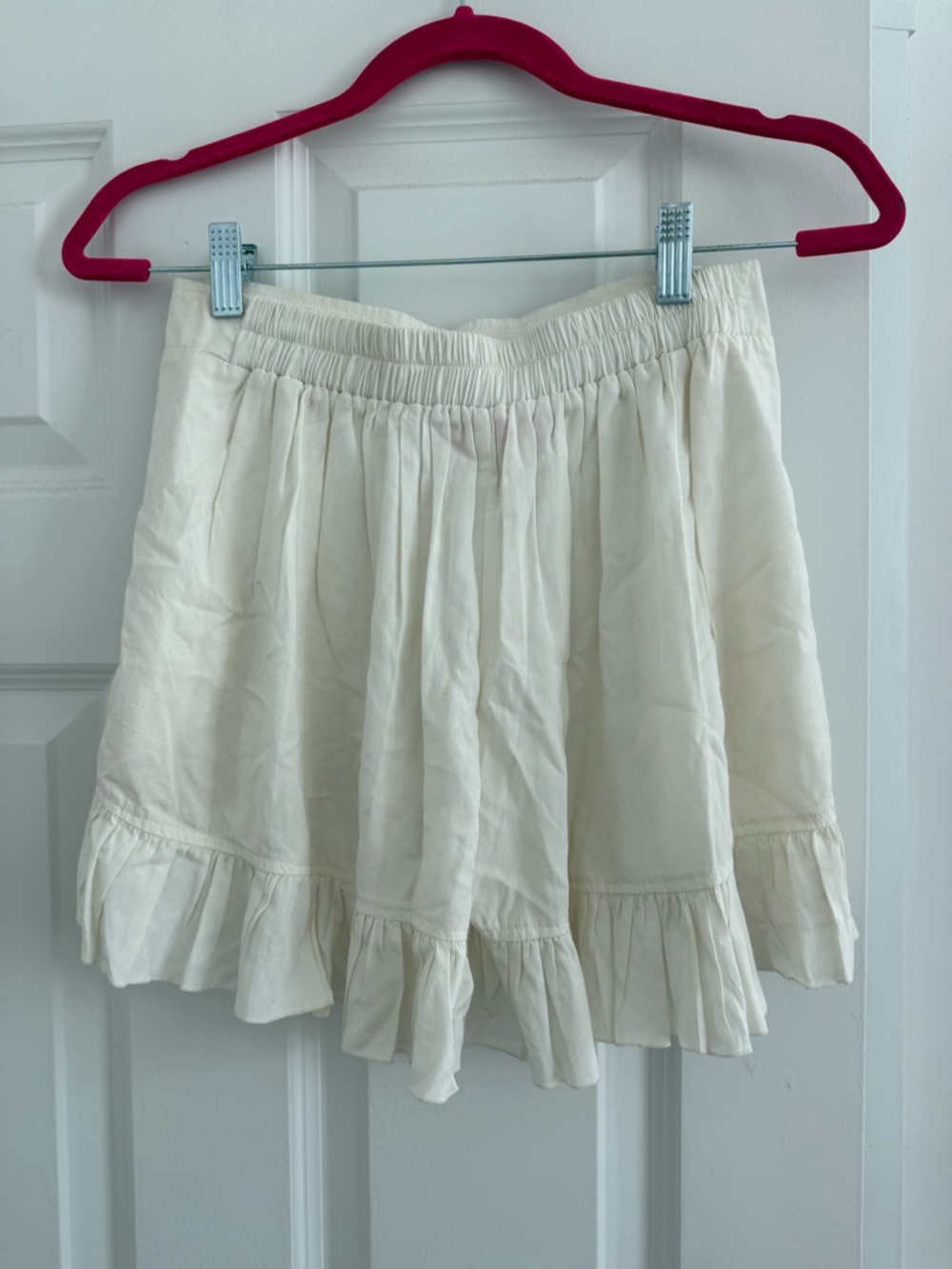 Women's Cream Ruffle Shorts - Picture 2 of 3